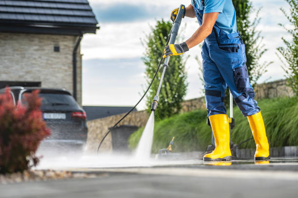 Best Commercial Pressure Washing  in Manchester, OH